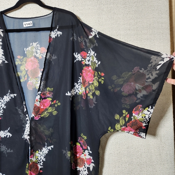 Womens Plus Size 5X Floral Black Kimono - Picture 2 of 7